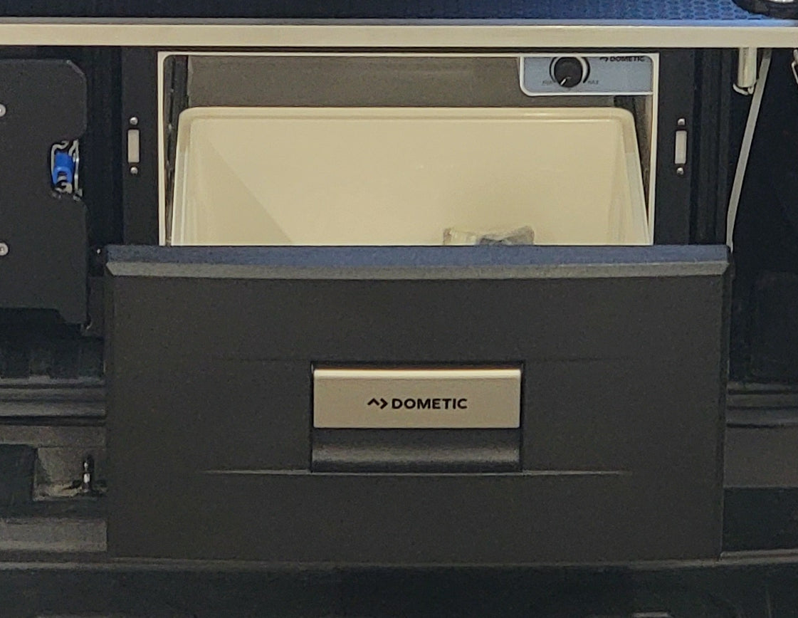 CD30Drawer4R.jpg